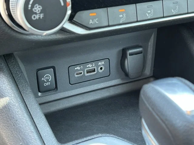 SEMINUEVOS NISSAN Sentra a Estados en autogozo