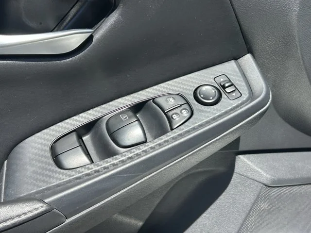 SEMINUEVOS NISSAN Sentra a Estados en autogozo