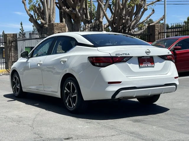 SEMINUEVOS NISSAN Sentra a Estados en autogozo