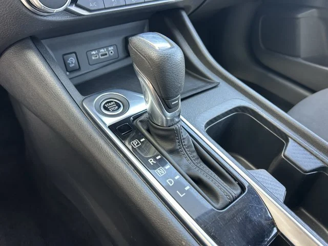 SEMINUEVOS NISSAN Sentra a Estados en autogozo