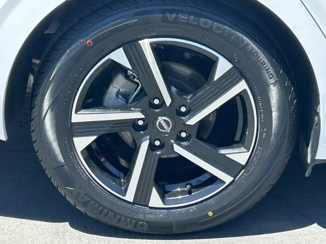 SEMINUEVOS NISSAN Sentra a Estados en autogozo