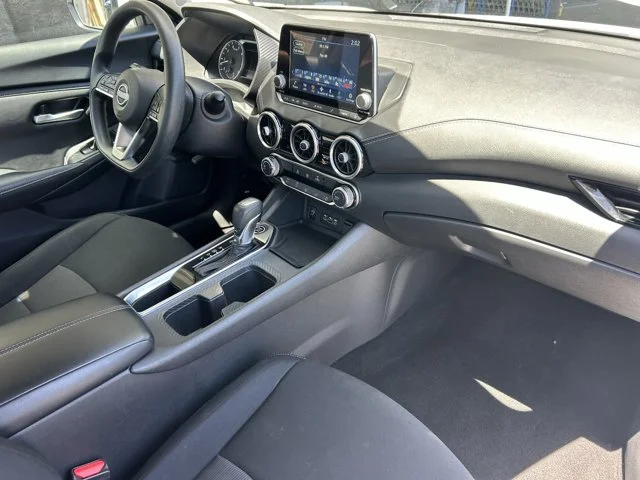 SEMINUEVOS NISSAN Sentra a Estados en autogozo