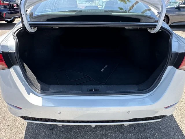 SEMINUEVOS NISSAN Sentra a Estados en autogozo