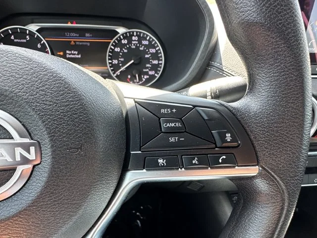 SEMINUEVOS NISSAN Sentra a Estados en autogozo