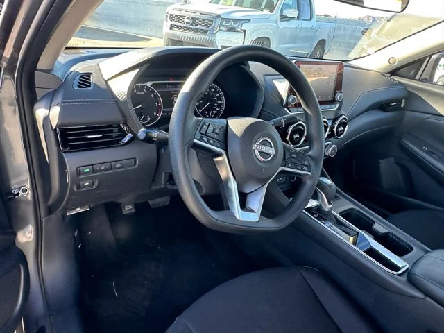 SEMINUEVOS NISSAN Sentra a Estados en autogozo