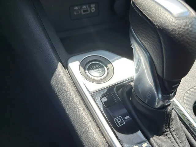 SEMINUEVOS NISSAN Sentra a Estados en autogozo