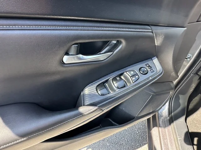 SEMINUEVOS NISSAN Sentra a Estados en autogozo