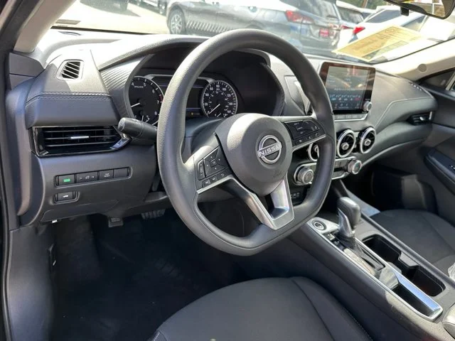 SEMINUEVOS NISSAN Sentra a Estados en autogozo