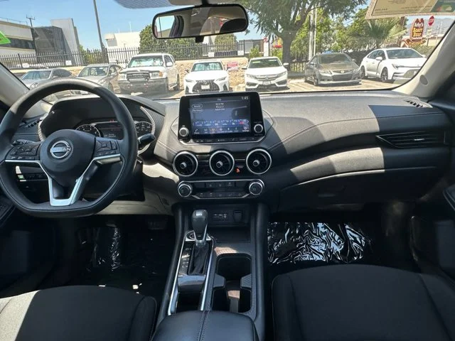 SEMINUEVOS NISSAN Sentra a Estados en autogozo