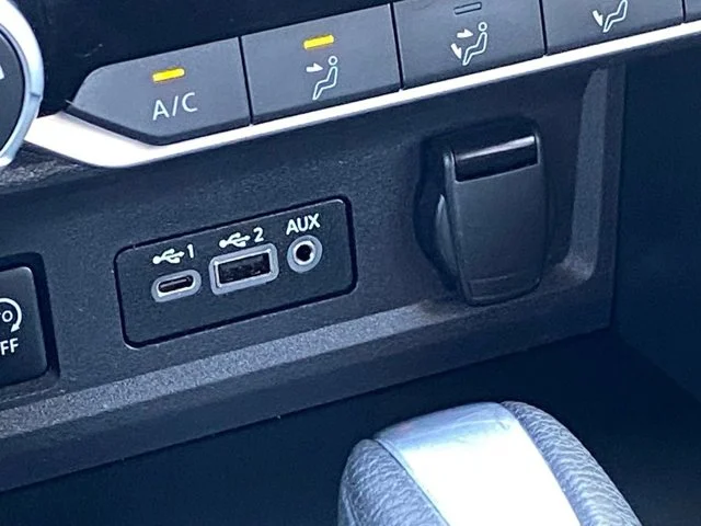 SEMINUEVOS NISSAN Sentra a Estados en autogozo
