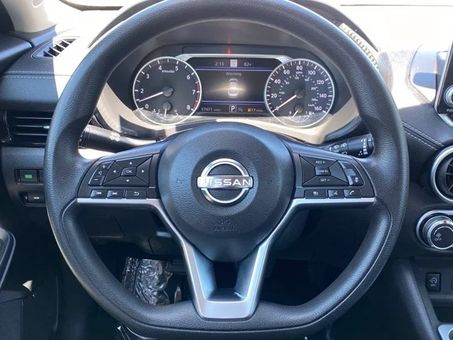 SEMINUEVOS NISSAN Sentra a Estados en autogozo