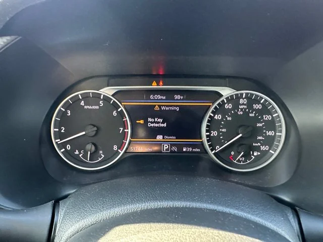 SEMINUEVOS NISSAN Sentra a Estados en autogozo