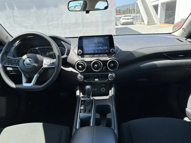 SEMINUEVOS NISSAN Sentra a Estados en autogozo