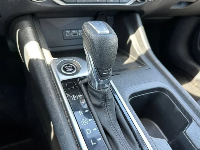 SEMINUEVOS NISSAN Sentra a Estados en autogozo