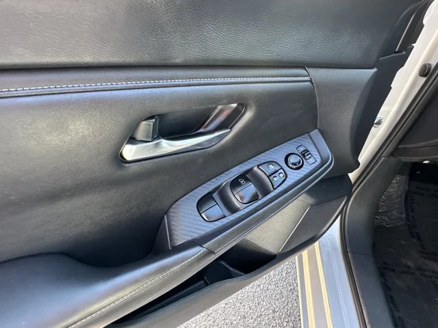 SEMINUEVOS NISSAN Sentra a Estados en autogozo