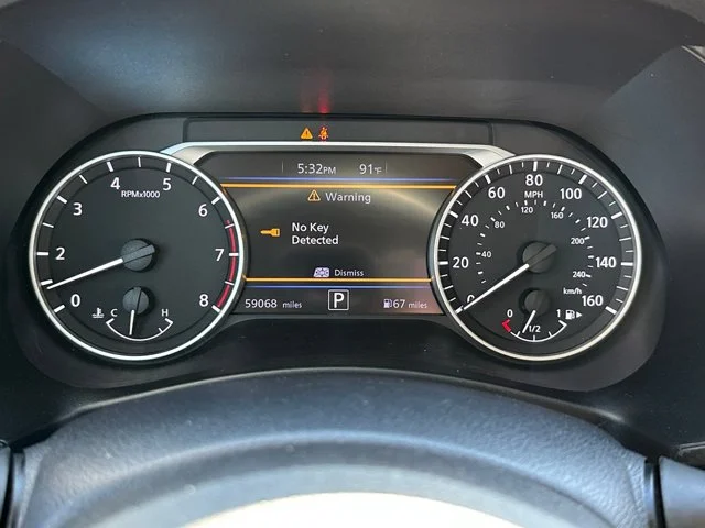 SEMINUEVOS NISSAN Sentra a Estados en autogozo
