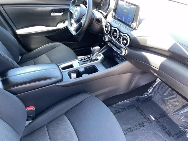 SEMINUEVOS NISSAN Sentra a Estados en autogozo