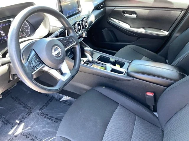 SEMINUEVOS NISSAN Sentra a Estados en autogozo