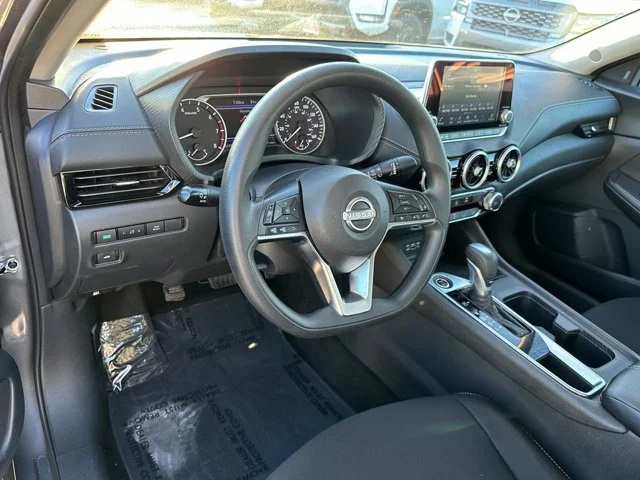 SEMINUEVOS NISSAN Sentra a Estados en autogozo