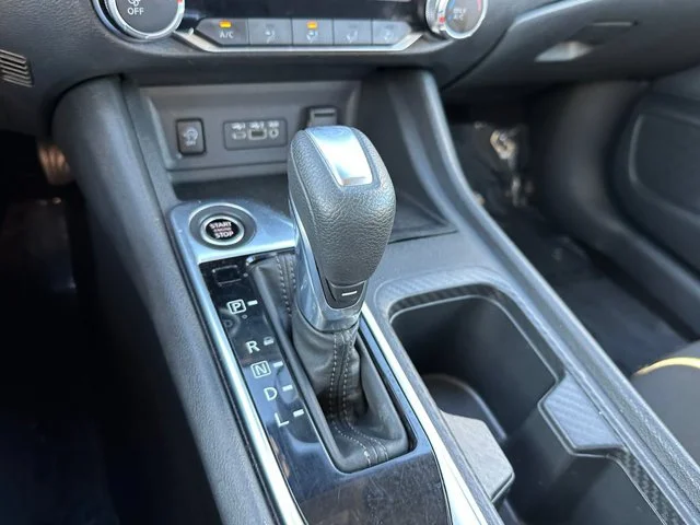 SEMINUEVOS NISSAN Sentra a Estados en autogozo