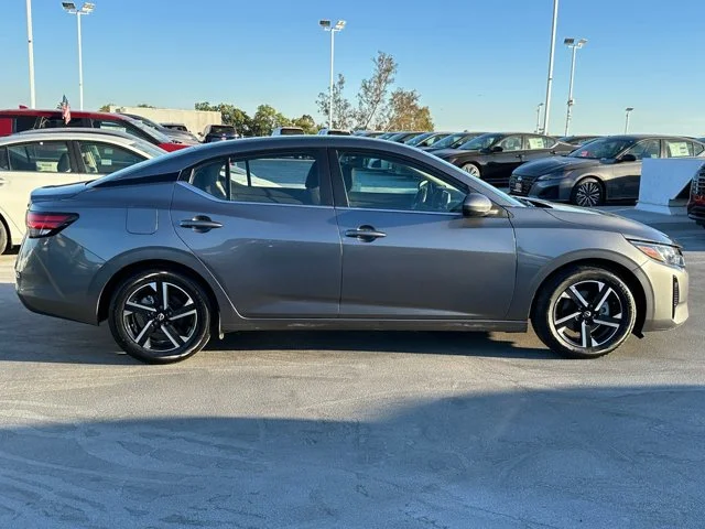 SEMINUEVOS NISSAN Sentra a Estados en autogozo