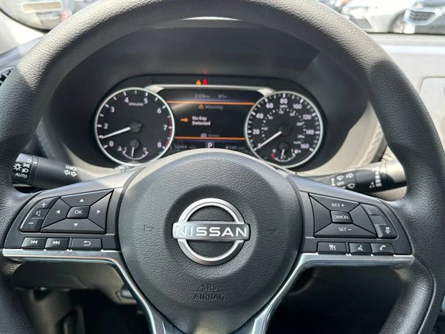SEMINUEVOS NISSAN Sentra a Estados en autogozo