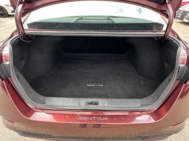 SEMINUEVOS NISSAN Sentra a Estados en autogozo