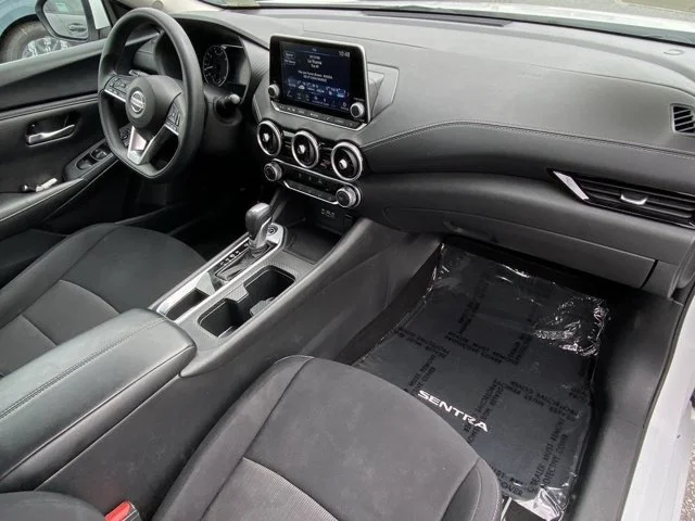 SEMINUEVOS NISSAN Sentra a Estados en autogozo