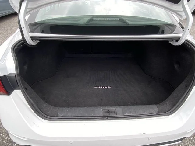 SEMINUEVOS NISSAN Sentra a Estados en autogozo