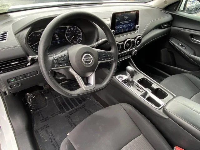 SEMINUEVOS NISSAN Sentra a Estados en autogozo