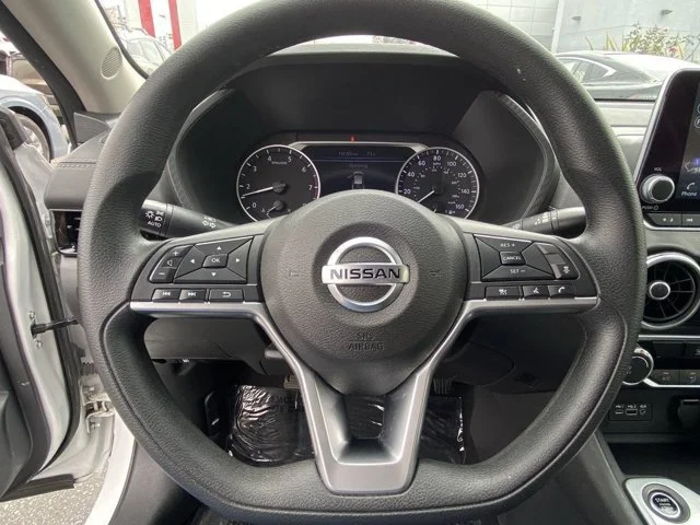 SEMINUEVOS NISSAN Sentra a Estados en autogozo
