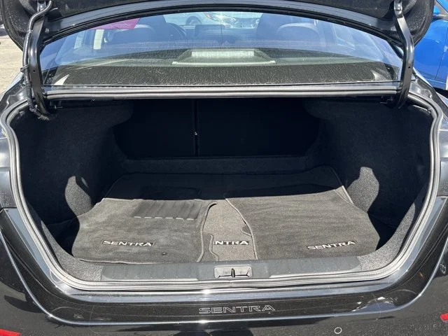 SEMINUEVOS NISSAN Sentra a Estados en autogozo