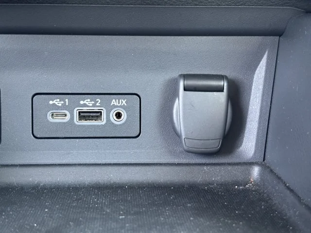 SEMINUEVOS NISSAN Sentra a Estados en autogozo
