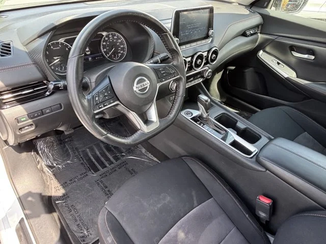 SEMINUEVOS NISSAN Sentra a Estados en autogozo