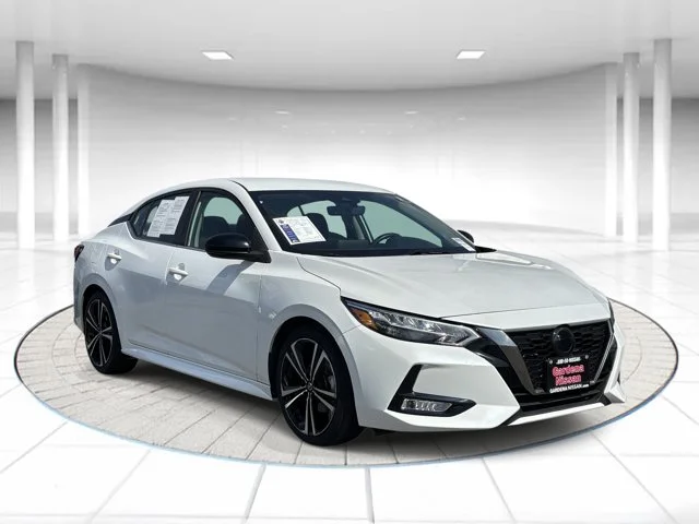 SEMINUEVOS NISSAN Sentra a Estados en autogozo