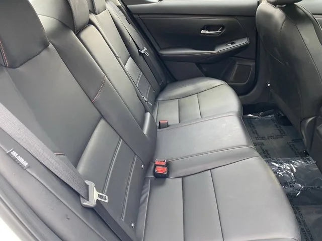 SEMINUEVOS NISSAN Sentra a Estados en autogozo