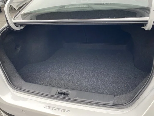 SEMINUEVOS NISSAN Sentra a Estados en autogozo