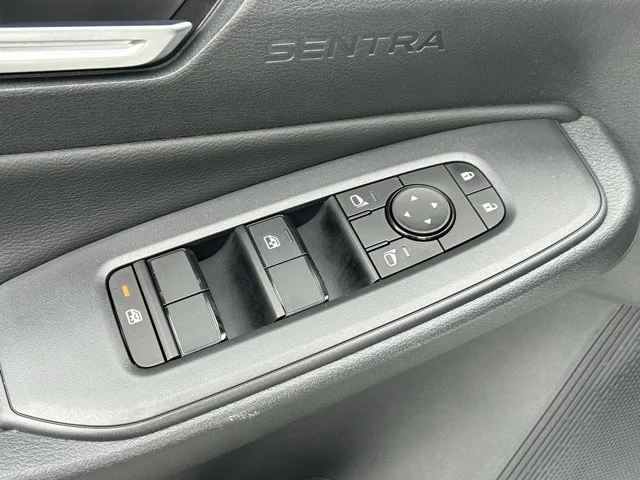 SEMINUEVOS NISSAN Sentra a Estados en autogozo