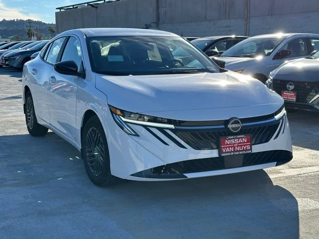 SEMINUEVOS NISSAN Sentra a Estados en autogozo