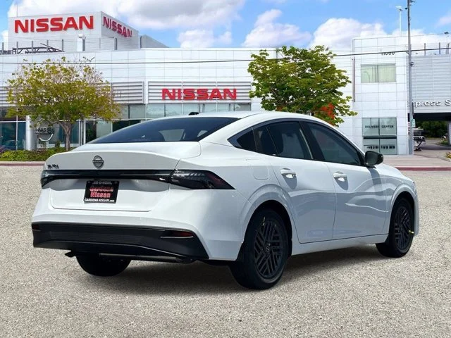 SEMINUEVOS NISSAN Sentra a Estados en autogozo