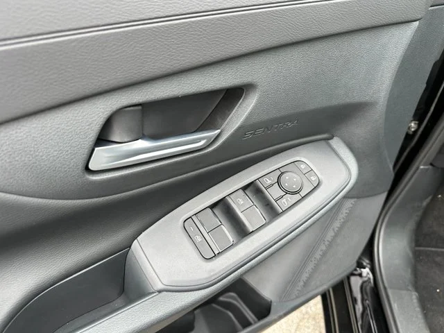 SEMINUEVOS NISSAN Sentra a Estados en autogozo