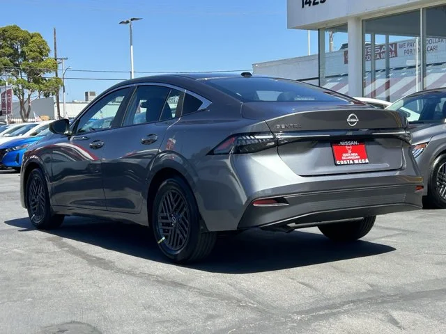 SEMINUEVOS NISSAN Sentra a Estados en autogozo