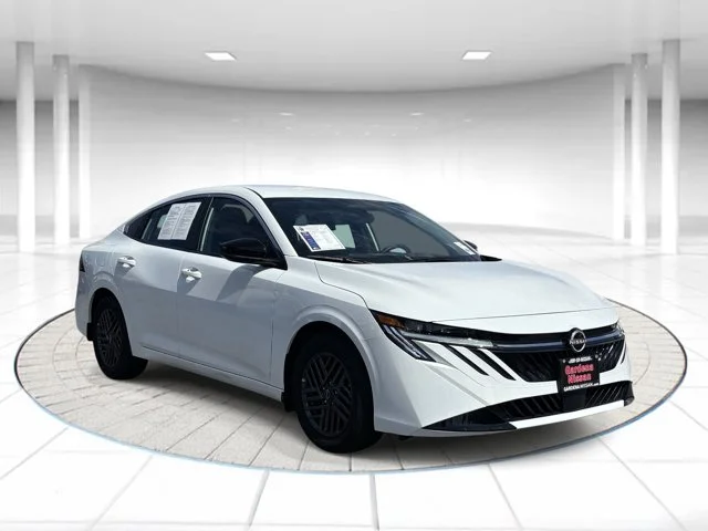 SEMINUEVOS NISSAN Sentra a Estados en autogozo