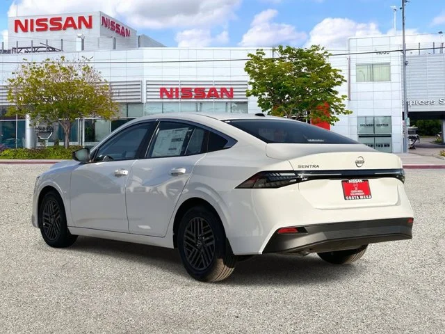 SEMINUEVOS NISSAN Sentra a Estados en autogozo