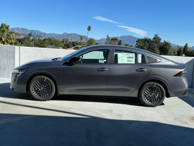 SEMINUEVOS NISSAN Sentra a Estados en autogozo