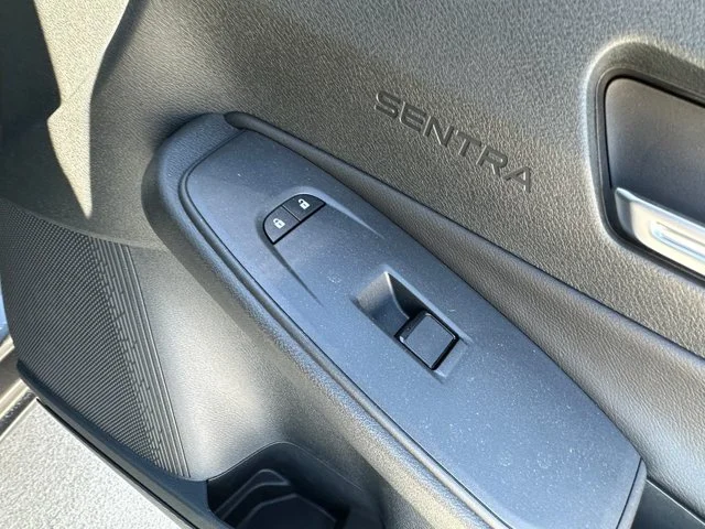 SEMINUEVOS NISSAN Sentra a Estados en autogozo