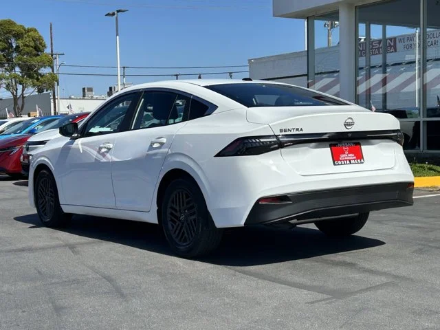 SEMINUEVOS NISSAN Sentra a Estados en autogozo