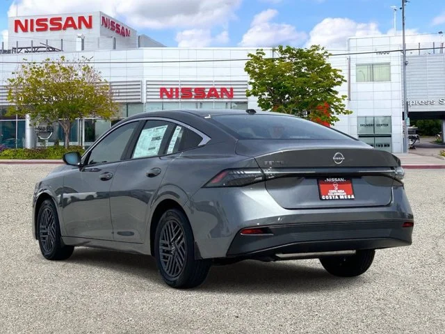 SEMINUEVOS NISSAN Sentra a Estados en autogozo