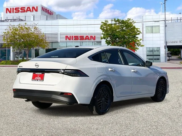 SEMINUEVOS NISSAN Sentra a Estados en autogozo