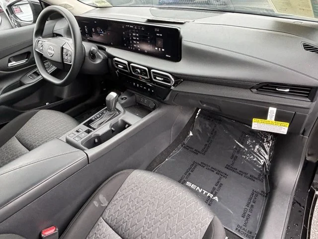 SEMINUEVOS NISSAN Sentra a Estados en autogozo